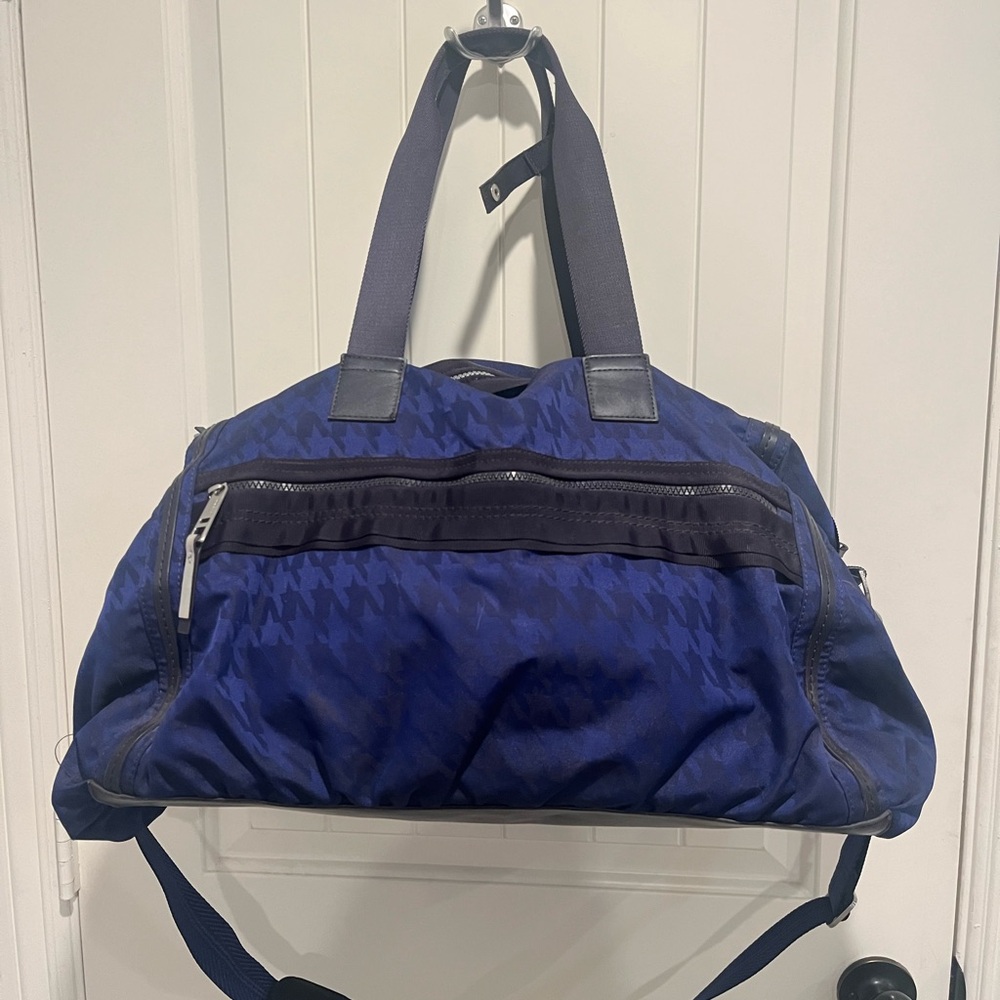 Lululemon Duffle Bag - Excellent Condition!